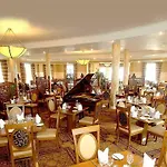 Bay Conference & Leisure Centre 4*