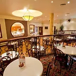 Bay Conference & Leisure Centre 4* Γκάλγουεϊ