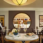 Ξενοδοχείο Bay Conference & Leisure Centre 4*