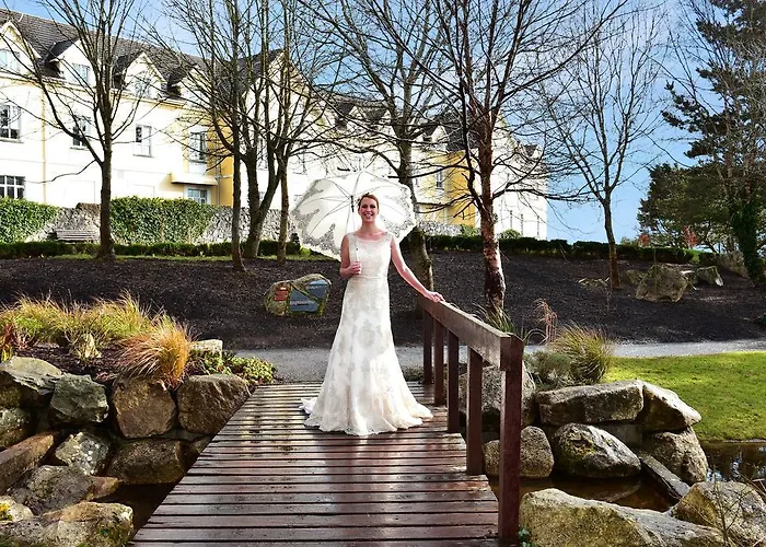 Bay Conference & Leisure Centre Otel 4*