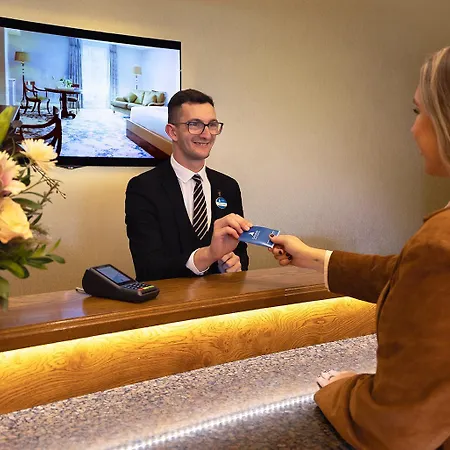 Bay Conference & Leisure Centre Hotel 4*