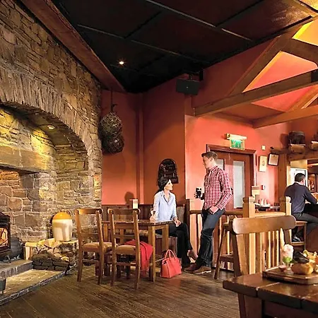Bay Conference & Leisure Centre 4* Galway