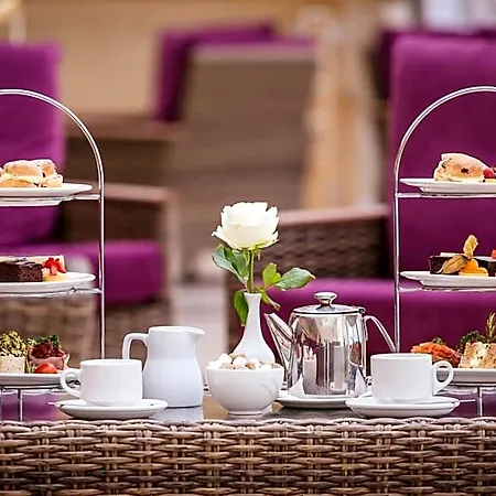 Bay Conference & Leisure Centre 4* Galway
