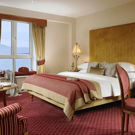 Отель Bay Conference & Leisure Centre Голуэй