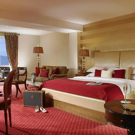 Отель Bay Conference & Leisure Centre Голуэй