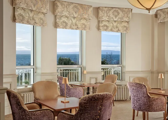 Bay Conference & Leisure Centre Szálloda 4*