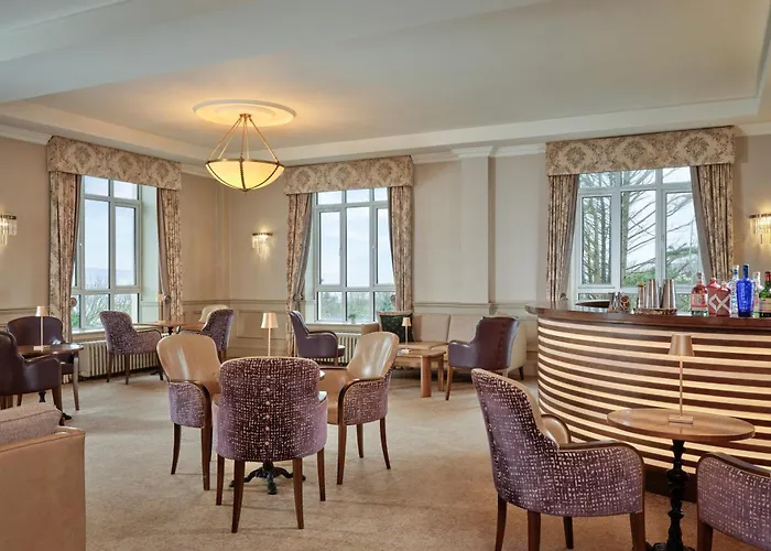 Bay Conference & Leisure Centre 4*