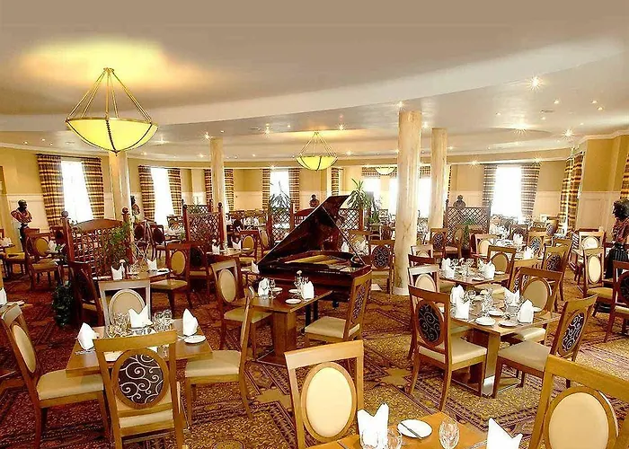 Bay Conference & Leisure Centre 4*