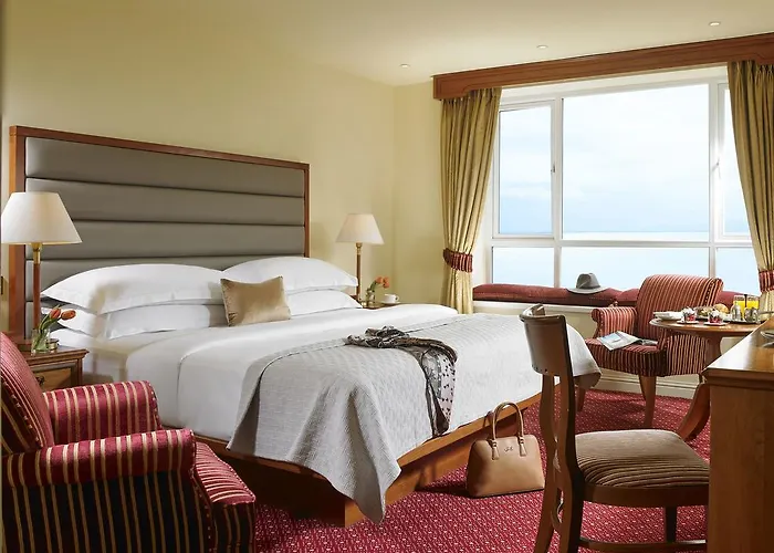 Hotel Bay Conference & Leisure Centre