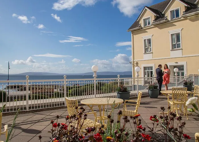 Hotel Bay Conference & Leisure Centre