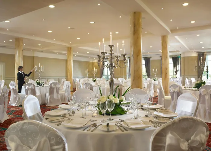 Bay Conference & Leisure Centre Hotel Galway