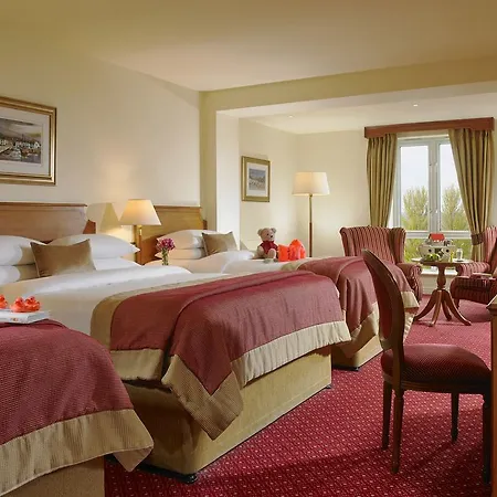 Bay Conference & Leisure Centre Szálloda 4*