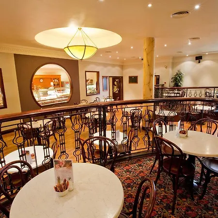 Bay Conference & Leisure Centre 4* Galway